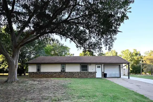 2102 W 24th Avenue, Stillwater, OK 74074