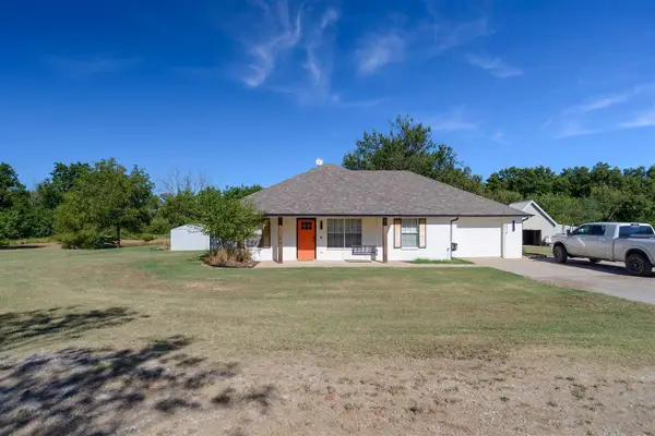 2916 N Coyote Run, Stillwater, OK 74075