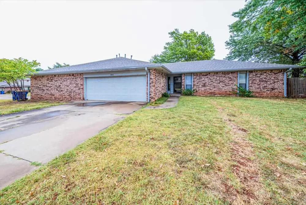 1805 S Hillside Court, Stillwater, OK 74074-2306 - #1