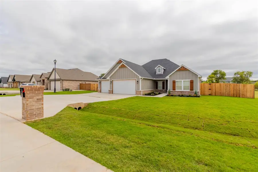 201 Blanco Bend Drive, Stillwater, OK 74074-0000 - #2
