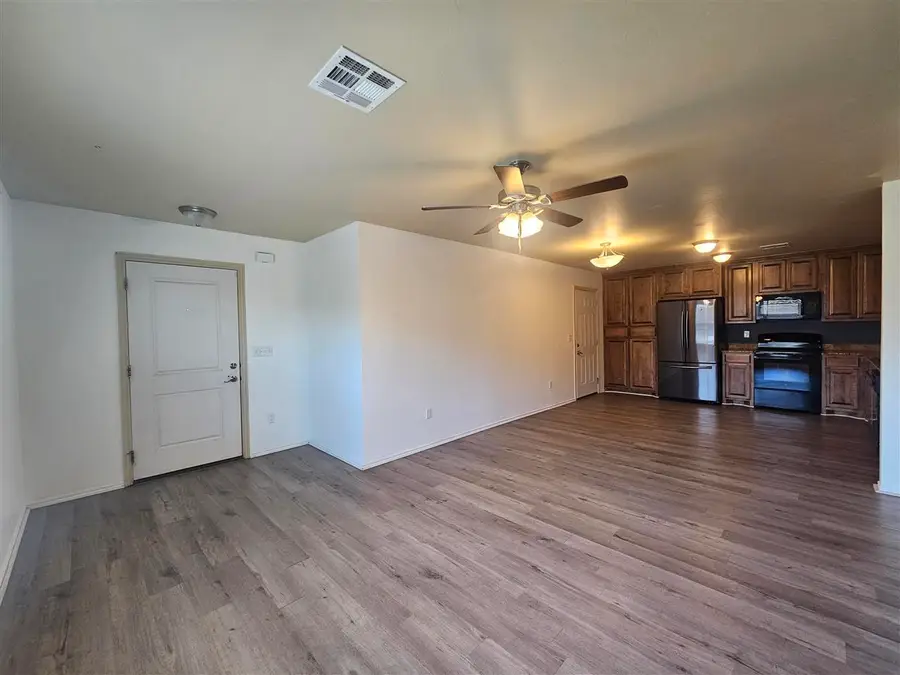 714-716 NE 4th, Perkins, OK 74059 - #2