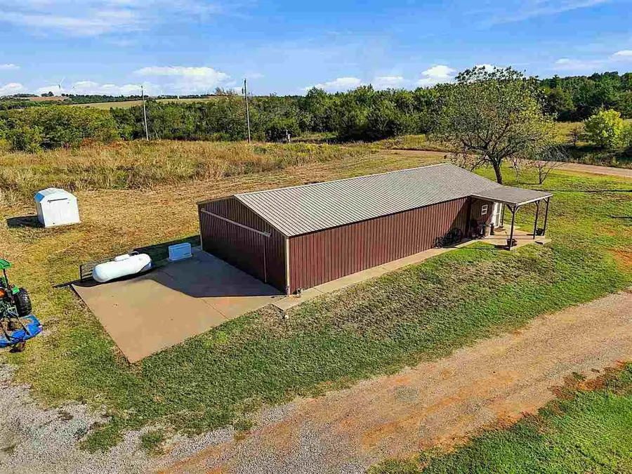 27475 N Coltrane Road, Orlando, OK 73073 - #2