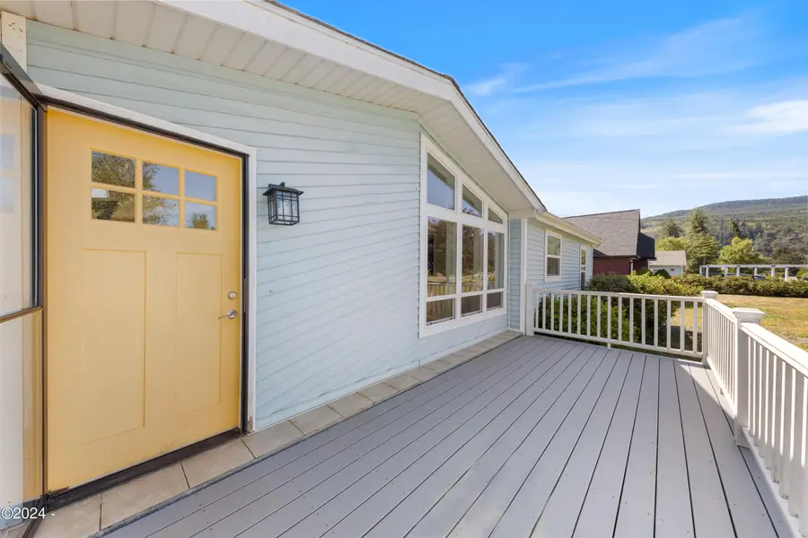 18999 Nestucca, Cloverdale, OR 97112 - #3