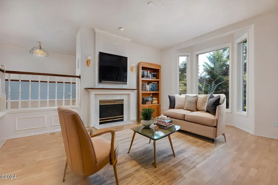 1255 NE Lakewood, Lincoln City, OR 97367 - #3