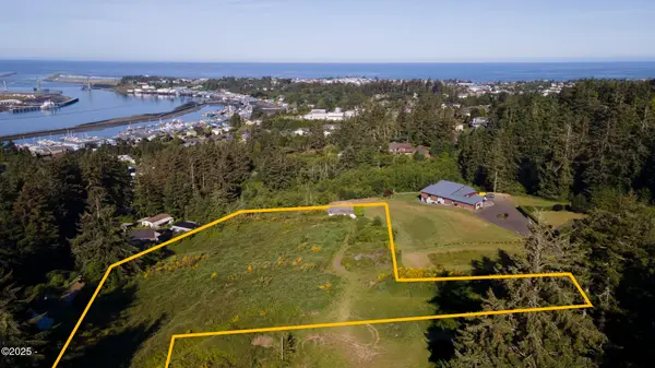 142 SE Norman, Newport, OR 97365