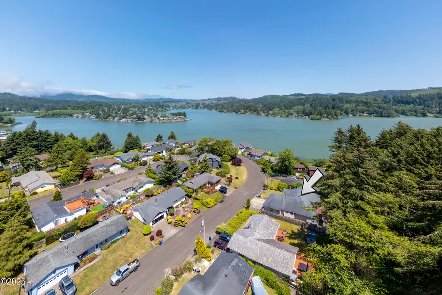 3200 NE 30th, Lincoln City, OR 97365 - #3