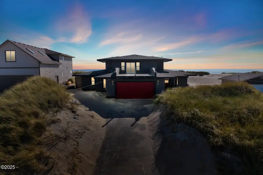 118 NW Oceania, Waldport, OR 97394 - #2