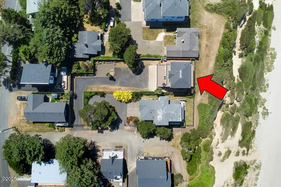 866 SW 8th, Lincoln City, OR 97367 - #2