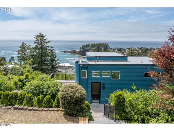 315 NE Vista Terrace, Depoe Bay, OR 97341