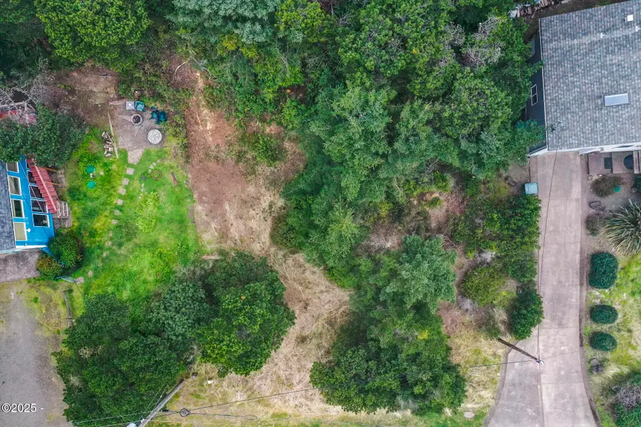 2605 NW Parker, Waldport, OR  - #2