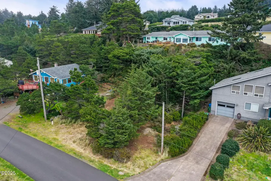 2605 NW Parker, Waldport, OR  - #3