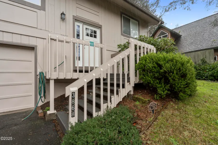 3868 NW Port, Lincoln City, OR 97367 - #3
