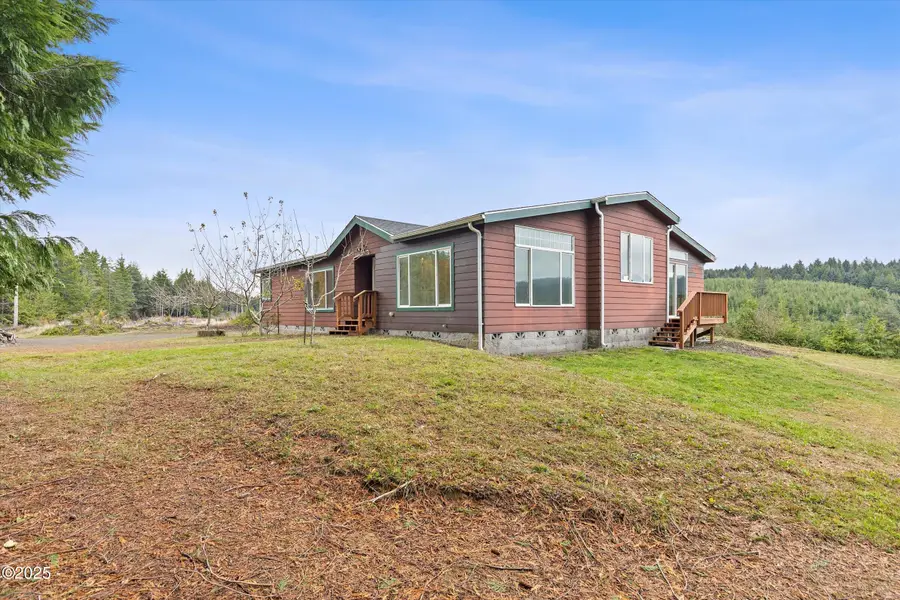 135 SW Wakonda Beach, Waldport, OR 97394 - #3