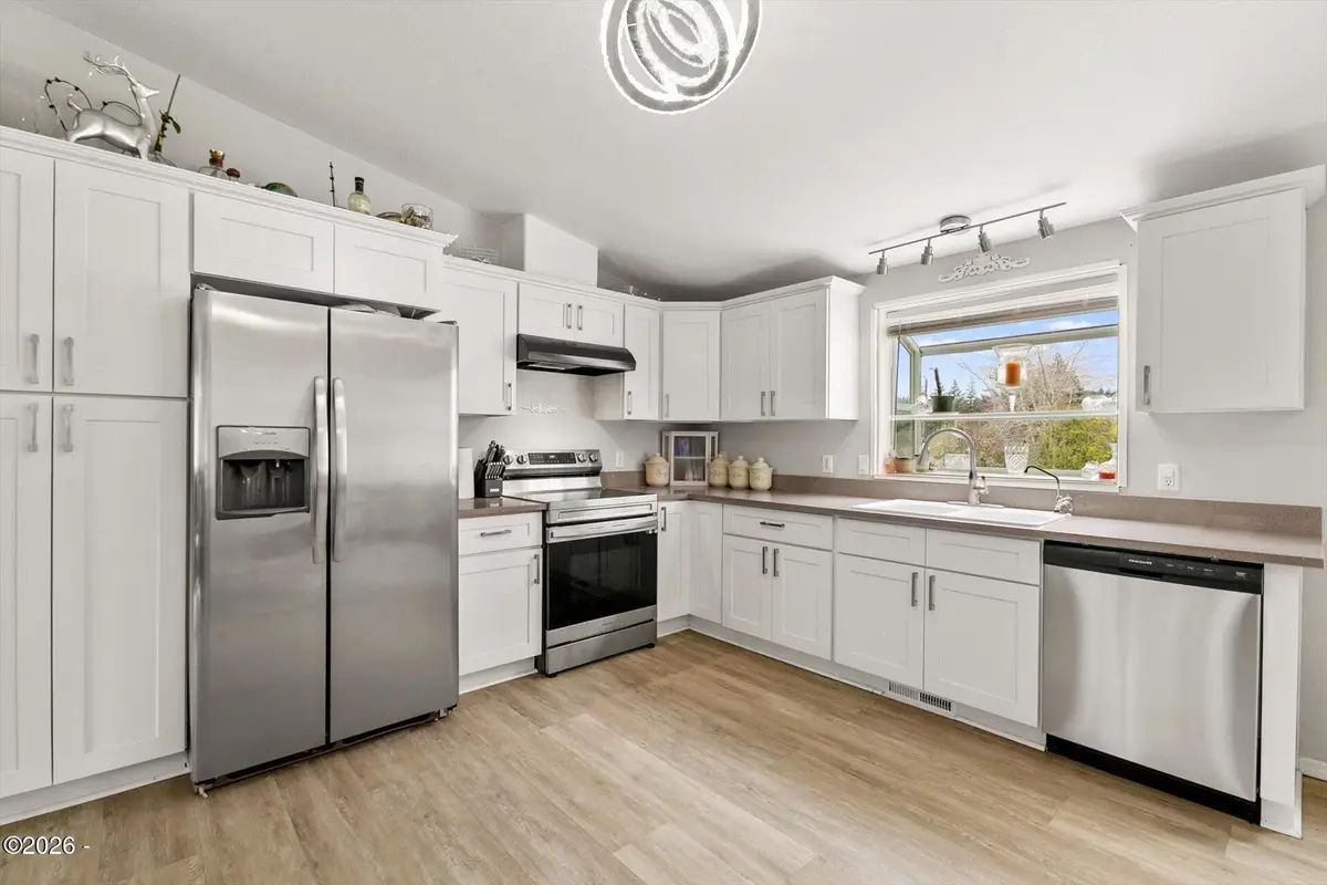 17 N Deer Valley, Otis, OR 97368 - #1