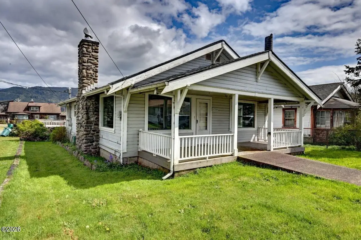 308 1st, Garibaldi, OR 97118 - #1