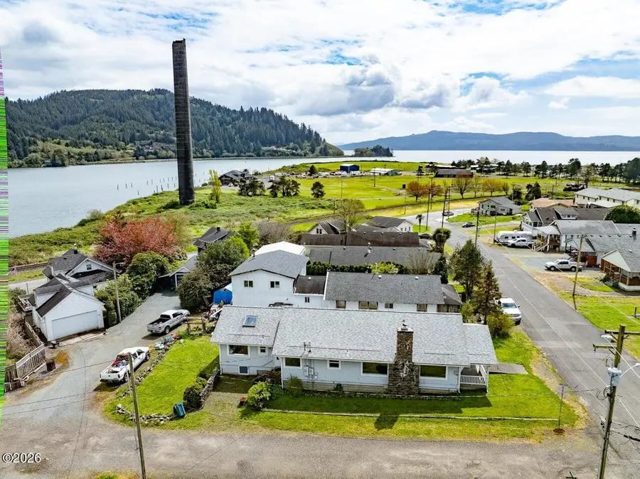 308 1st, Garibaldi, OR 97118 - #3