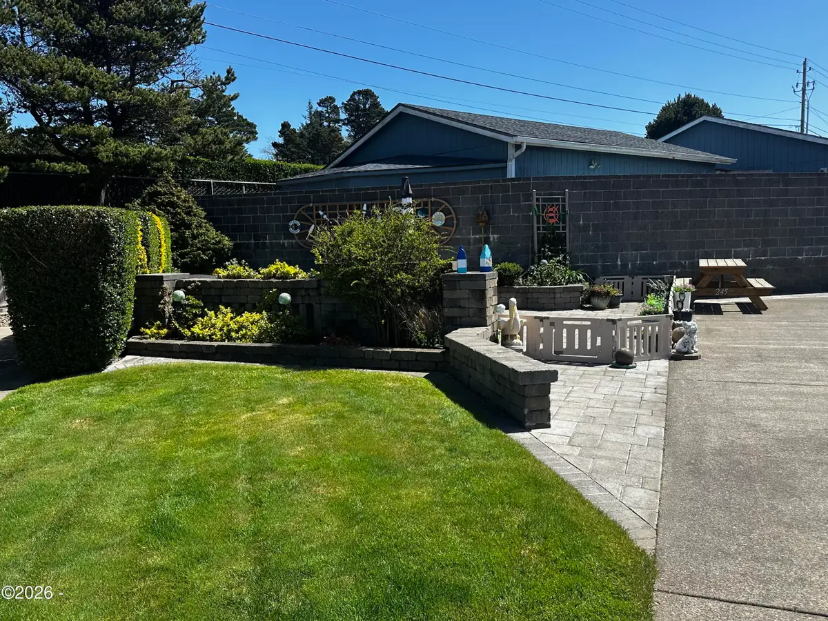 6225 N Coast Hwy Lot 245, Newport, OR 97365 - #1
