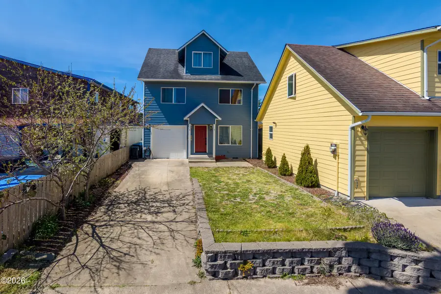 560 NE Commercial, Waldport, OR 97394 - #2