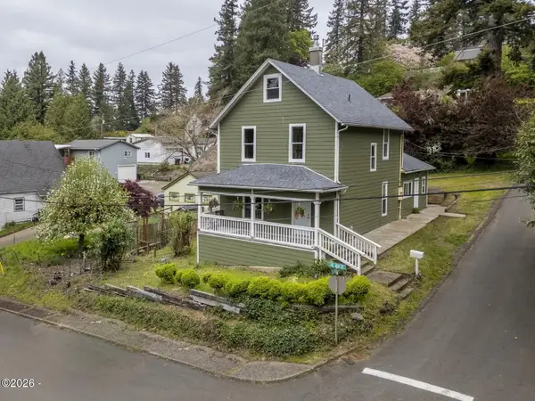 492 SE 3rd, Toledo, OR 97391