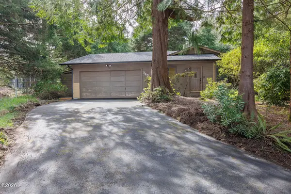 745 SW Norwood Park, Waldport, OR 97394