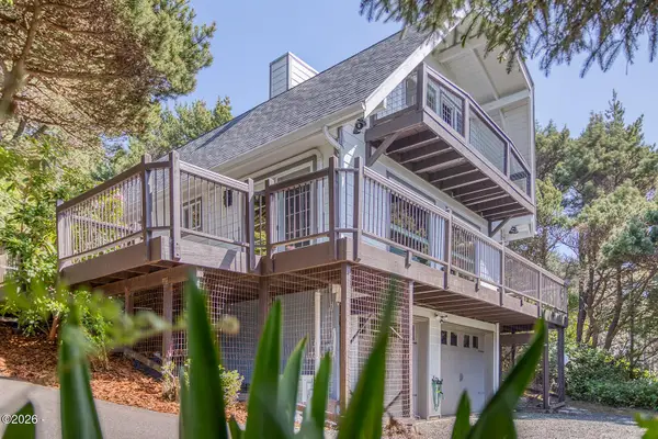 1115 SW Whitecap, Waldport, OR 97394