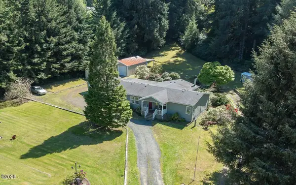 865 SE Home Port, Waldport, OR 97394