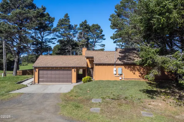 7376 SW Burl, Waldport, OR 97394