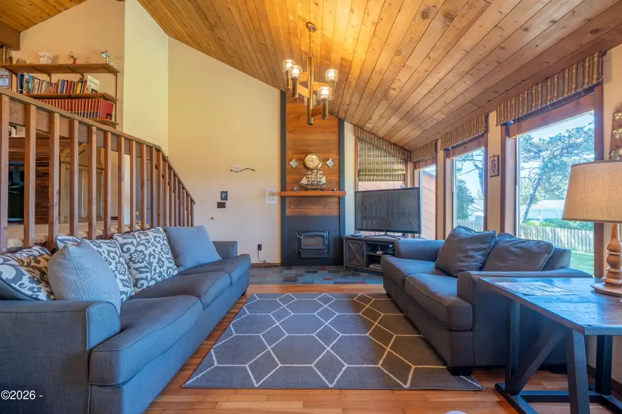 7376 SW Burl, Waldport, OR 97394 - #3
