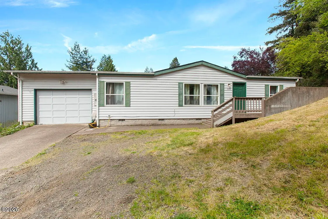 327 SE Cedar, Toledo, OR 97391 - #1