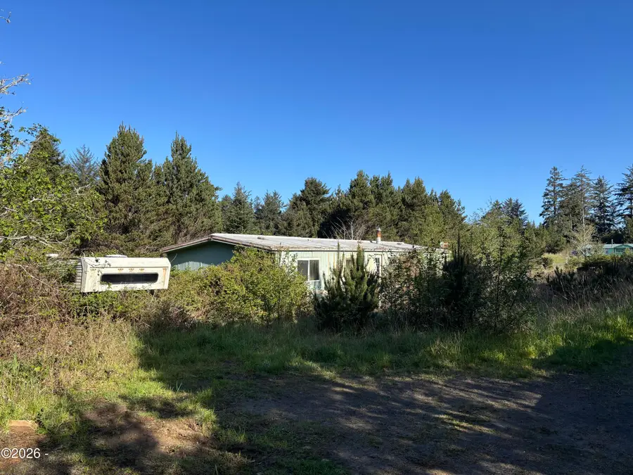9500 NW Lark St, Seal Rock, OR 97376 - #2