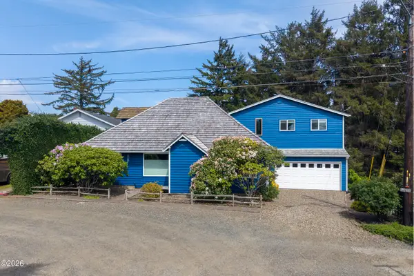1127 S Pine, Newport, OR 97365