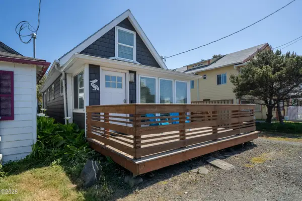 476 Hwy 101, Rockaway Beach, OR 97136