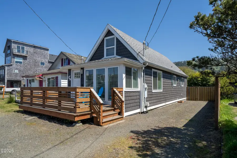 476 Hwy 101, Rockaway Beach, OR 97136 - #3