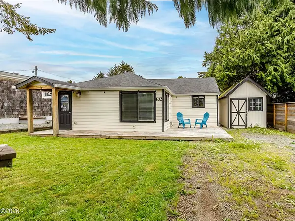 102 S Harbor, Rockaway Beach, OR 97136