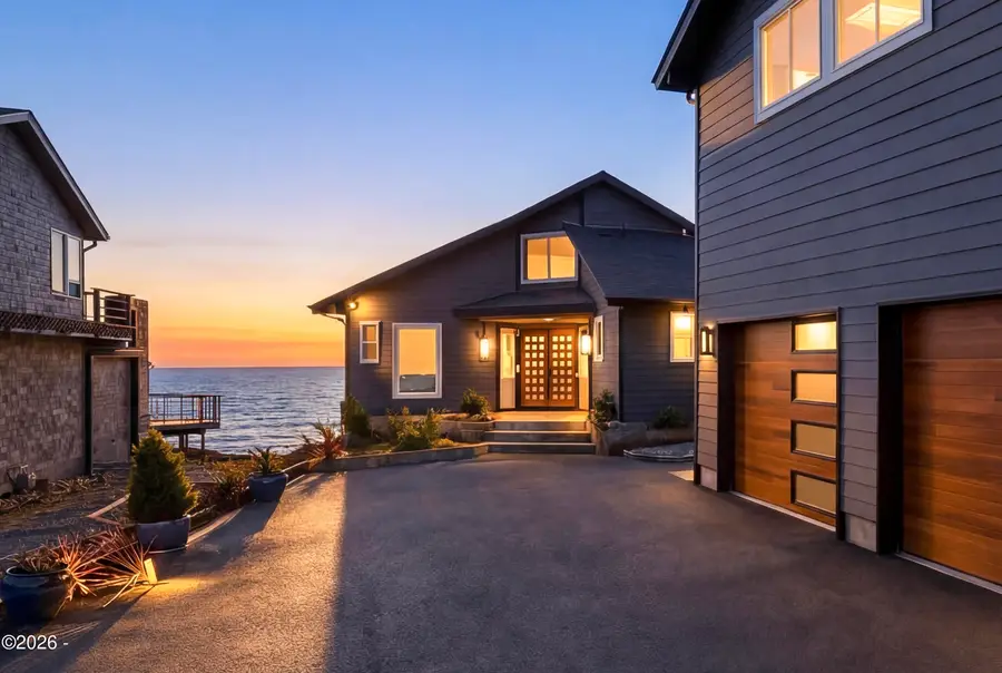 535 SW Cardinal, Depoe Bay, OR 97341 - #3
