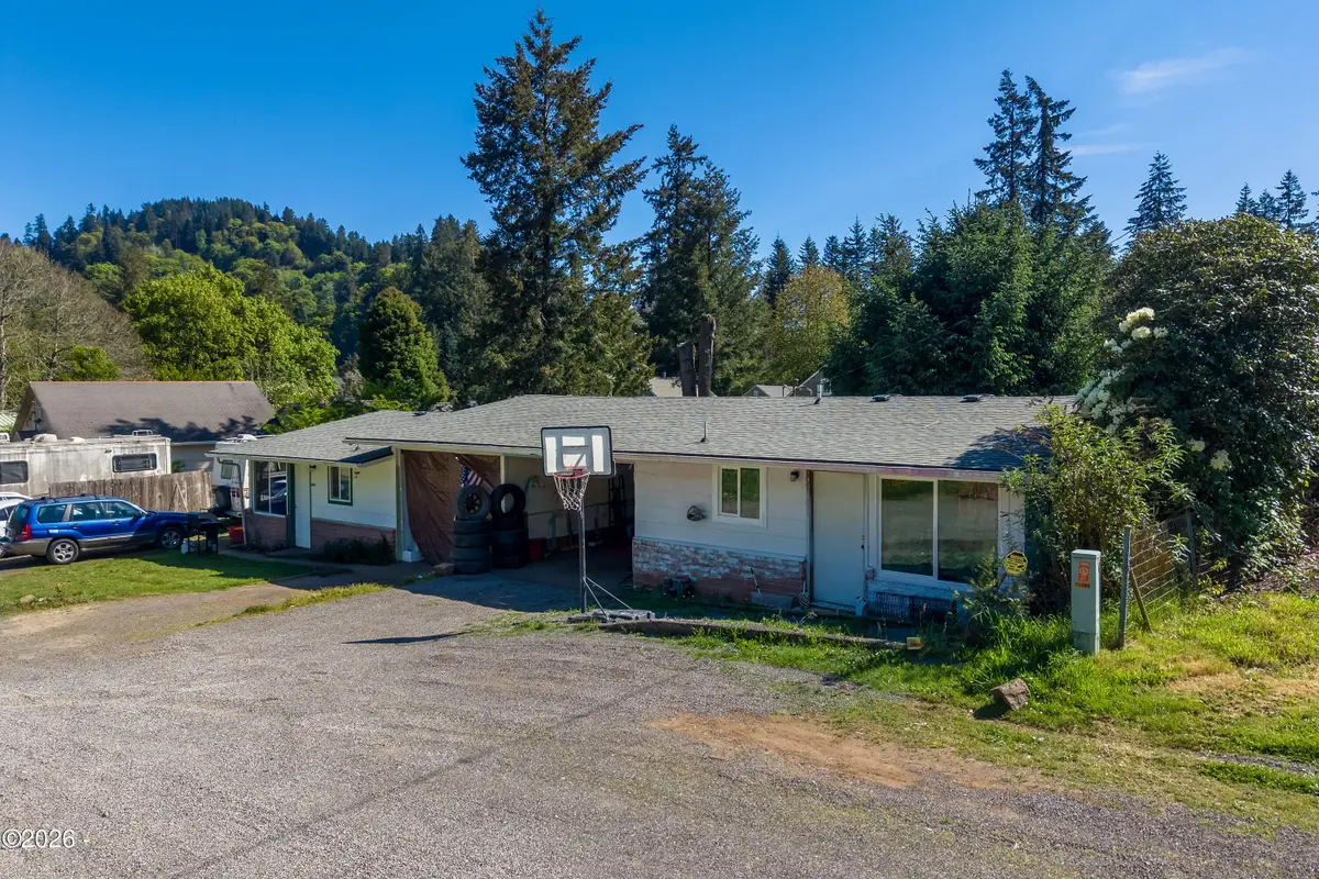 11766 Walnut, Mapleton, OR 97453 - #1