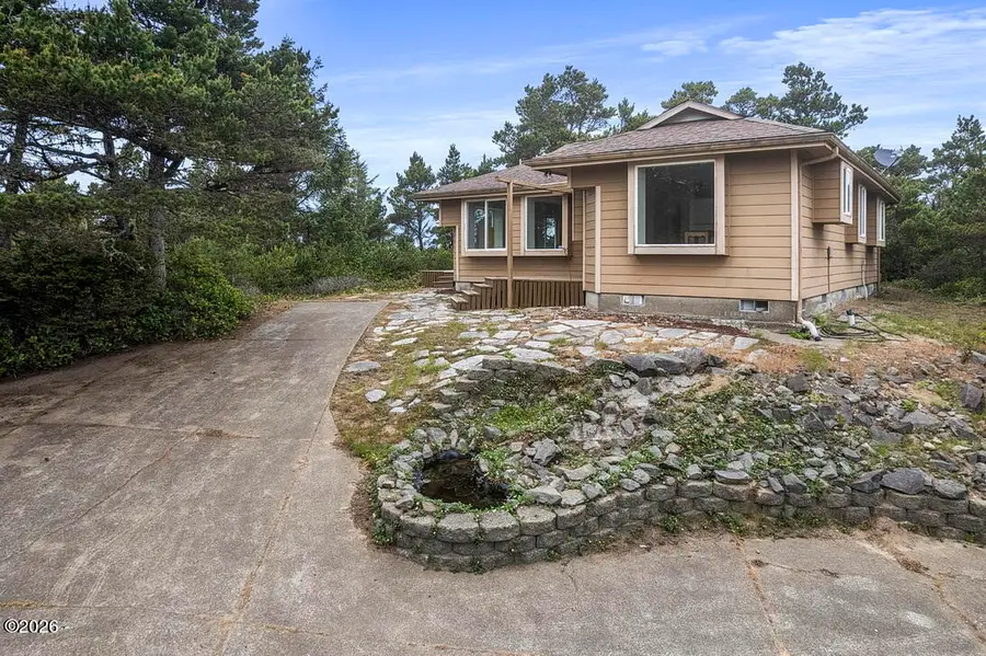 5943 NW Pacific Coast Hwy, Seal Rock, OR 97376 - #3