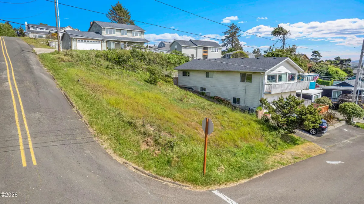 TL 2101 NE Mast, Lincoln City, OR 97367 - #1