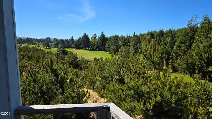 2050 SW Green Ln, Waldport, OR 97394 - #2