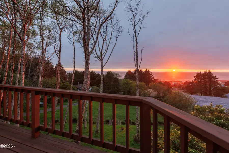 1262 King, Yachats, OR 97498 - #2