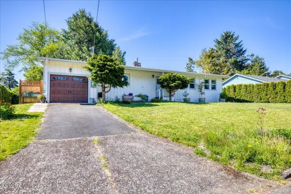 270 NE Chambers, Newport, OR 97365