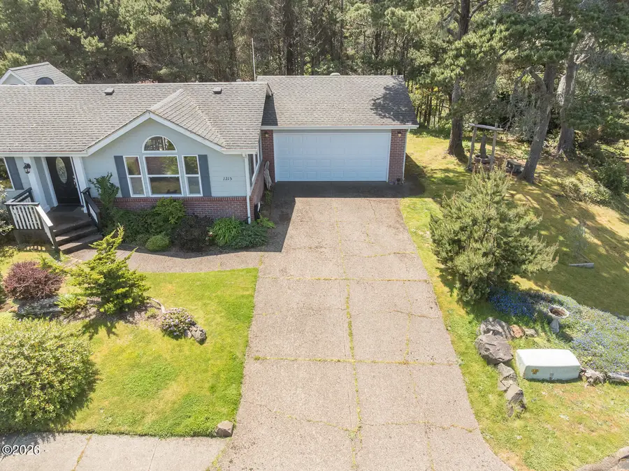 1215 SW Ocean Hills, Waldport, OR 97394 - #3