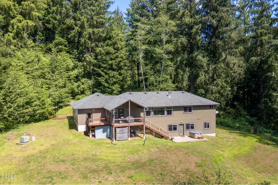 3585 Aldercrest, Tillamook, OR 97141 - #2