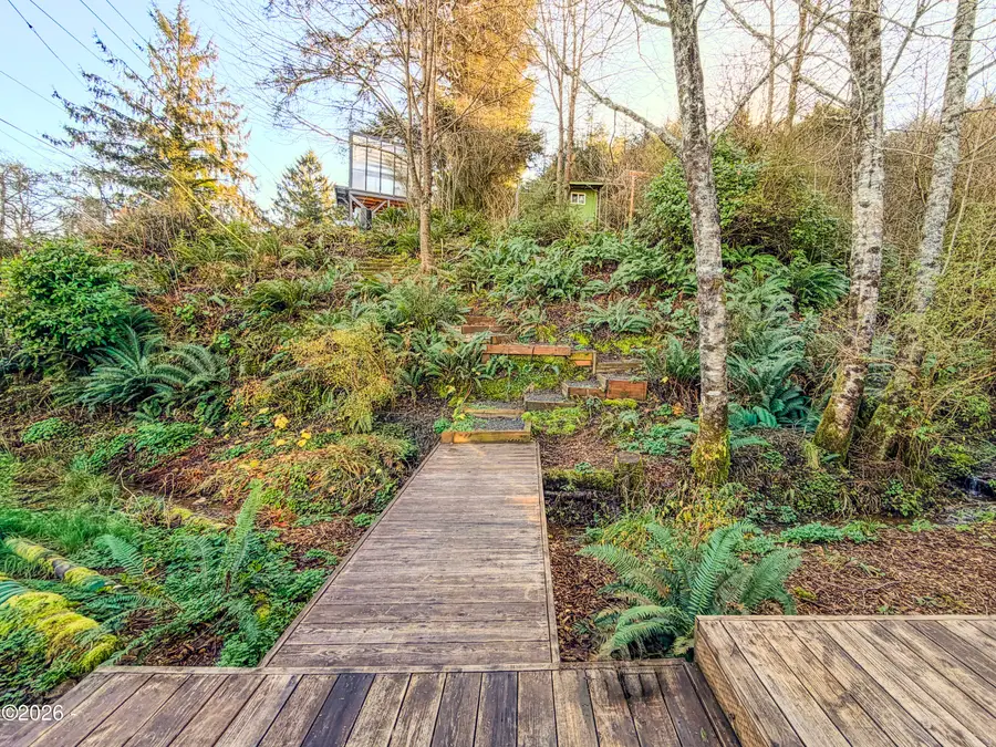 36710 Resort, Cloverdale, OR 97112 - Image #2