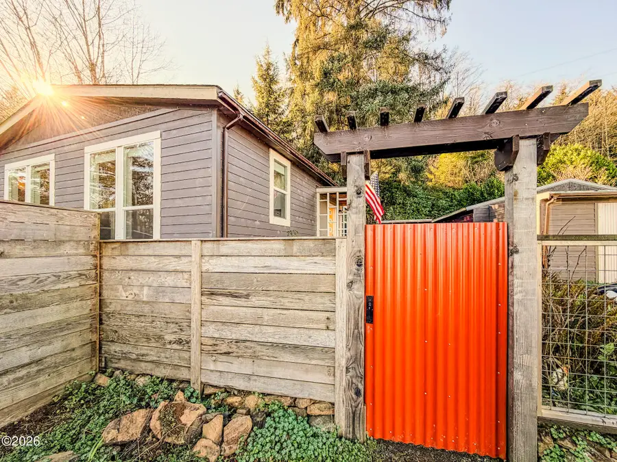 36710 Resort, Cloverdale, OR 97112 - Image #3