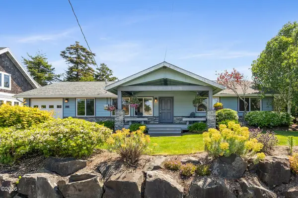248 Third, Manzanita, OR 97130