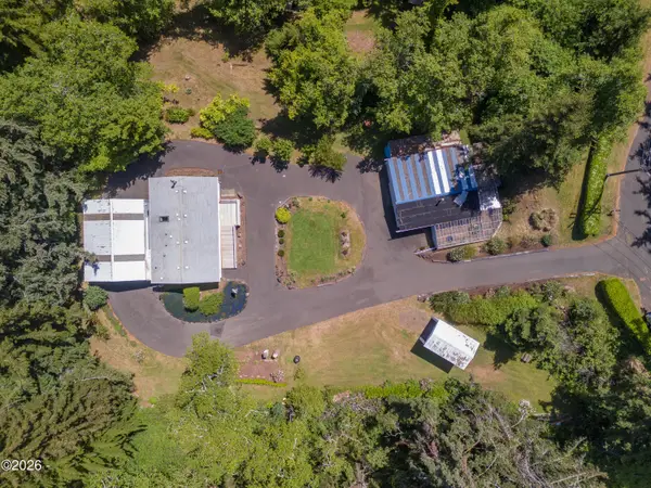 1621 NE Yaquina Heights, Newport, OR 97365
