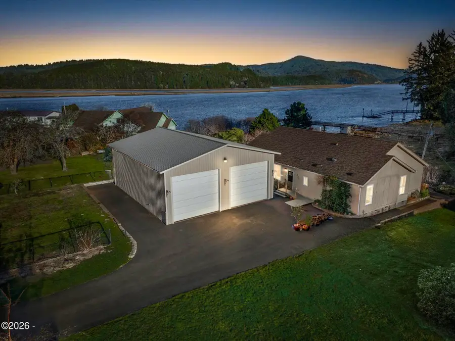 955 SE River View, Waldport, OR 97394 - #2