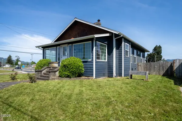 1802 8th, Tillamook, OR 97141