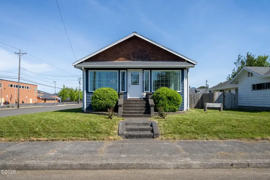 1802 8th, Tillamook, OR 97141 - #2